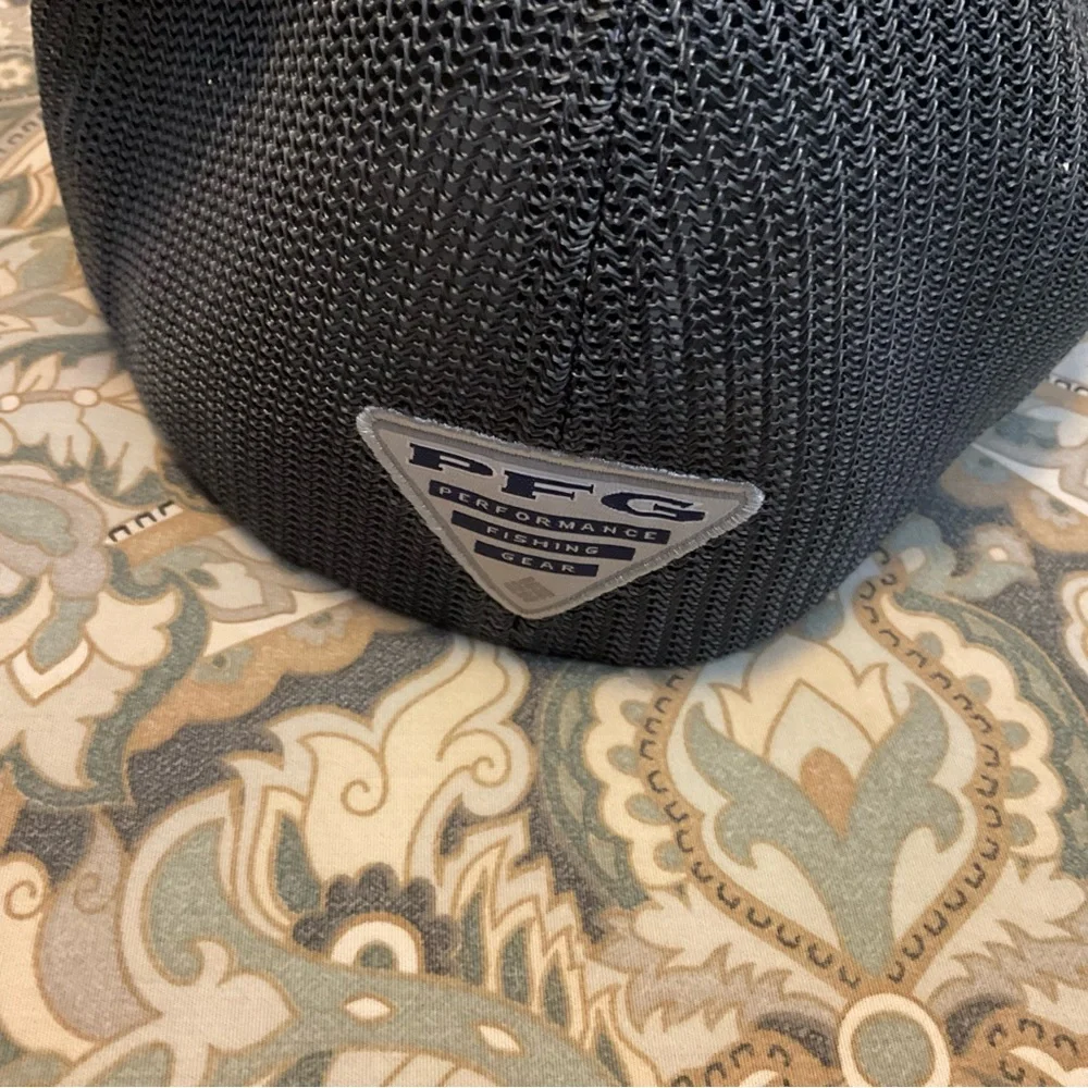 NWT Columbia PGF Mesh Fitted Ball Cap Sz L/XL